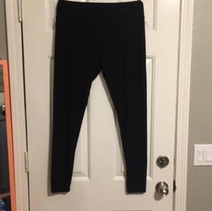 Lularoe tall and curvy black leggings